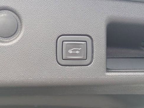 Certified 2024 Chevrolet Equinox LT image 11