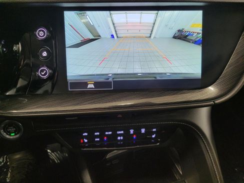 Used 2023 Buick Envision Essence AWD/4WD image 14