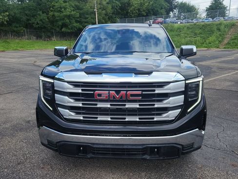 Used 2024 GMC Sierra 1500 SLE AWD/4WD image 4