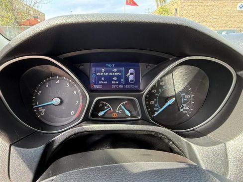 Used 2013 Ford Focus SE FWD image 18