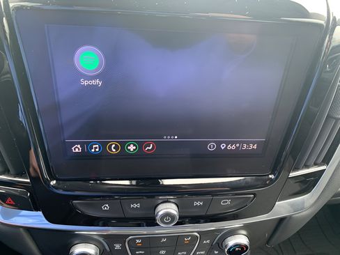 Used 2021 Chevrolet Traverse LT w/ LPO, Floor Liner Package image 17