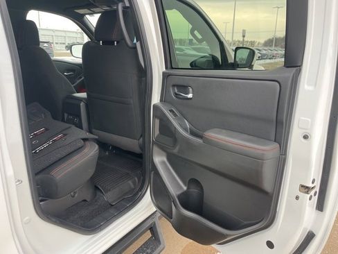 Used 2023 Nissan Frontier PRO-4X w/ Pro Convenience Package image 42