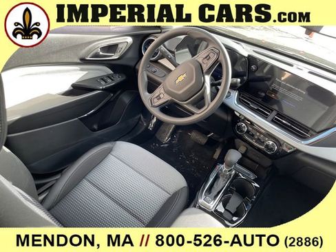 New 2026 Chevrolet Trax LT image 21