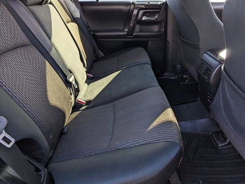 Used 2018 Toyota 4Runner TRD Off-Road image 19