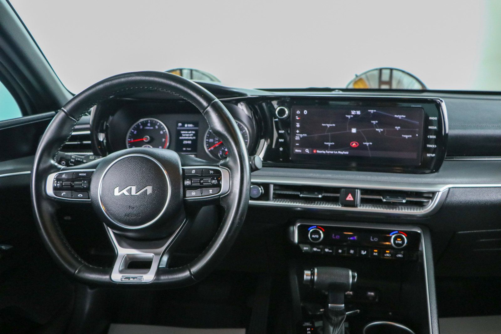 Used 2024 Kia K5 GT-Line w/ GT-Line Premium Package FWD image 17