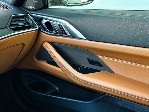 Used 2021 BMW 440i xDrive M440i xDrive w/ Executive Package image 25