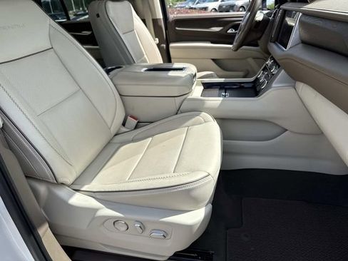 Used 2021 GMC Yukon Denali AWD/4WD image 11