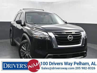Used 2025 Nissan Pathfinder SL w/ SL Premium Package