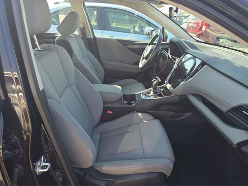 Used 2025 Subaru Legacy Premium AWD/4WD image 5