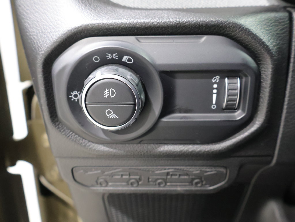 Used 2025 Jeep Gladiator Sport AWD/4WD image 30