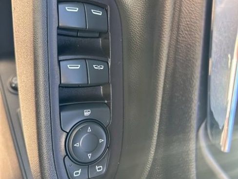 Used 2020 Chevrolet Equinox Premier w/ LPO, Floor Liner Package FWD image 22