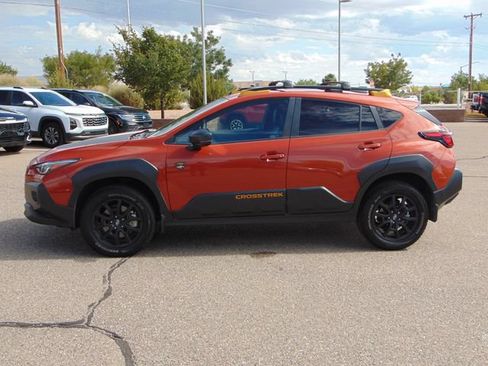 Used 2024 Subaru Crosstrek 2.5i Wilderness w/ Crosstrek Mirror Package AWD/4WD image 7