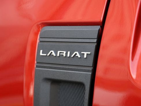Used 2024 Ford Maverick Lariat FWD image 9