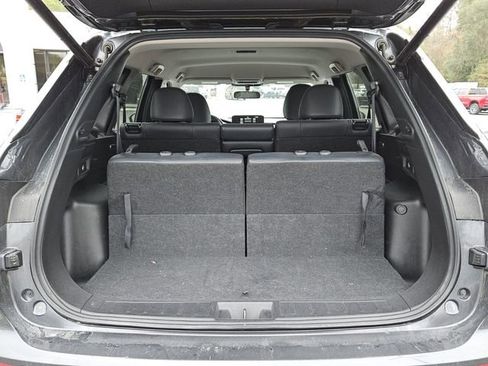 Used 2024 Mitsubishi Outlander SE image 6