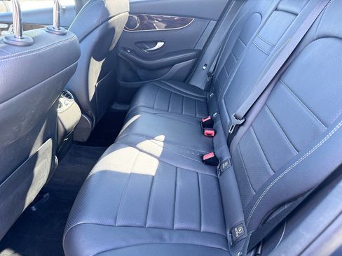 Used 2016 Mercedes-Benz GLC 300 4MATIC image 6