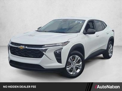 Certified 2025 Chevrolet Trax LS w/ Driver Confidence Package