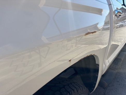 Used 2014 Toyota Tundra SR5 image 9