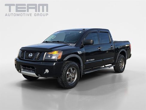 Used 2015 Nissan Titan PRO-4X image 3