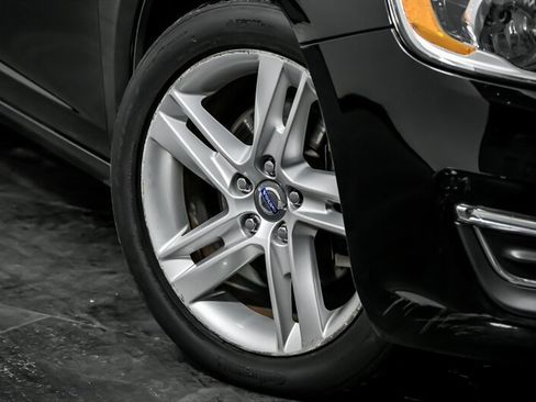 Used 2015 Volvo V60 T5 Premier image 3