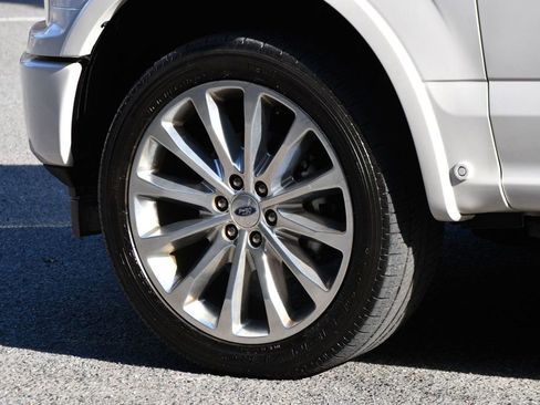 Used 2019 Ford F150 Limited image 16