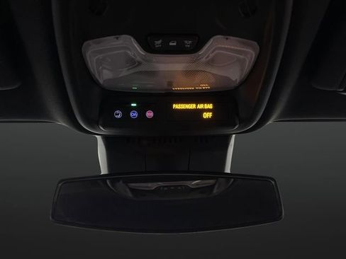 Certified 2023 Chevrolet Colorado Trail Boss w/ Technology Package image 27