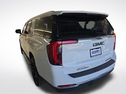New 2026 GMC Yukon XL Elevation w/ Elevation Premium Package AWD/4WD image 3