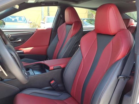 Used 2024 Lexus ES 350 F Sport w/ Accessory Package (Z2) image 3