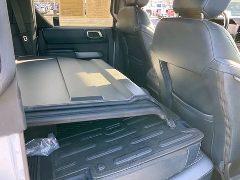 Used 2022 Ford Bronco Outer Banks image 17