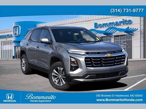 Used 2025 Chevrolet Equinox LT image 1