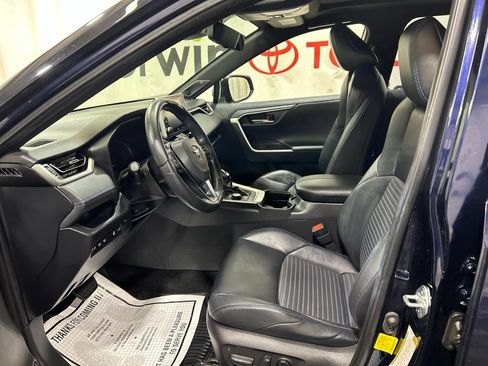 Used 2020 Toyota RAV4 XSE AWD/4WD image 24