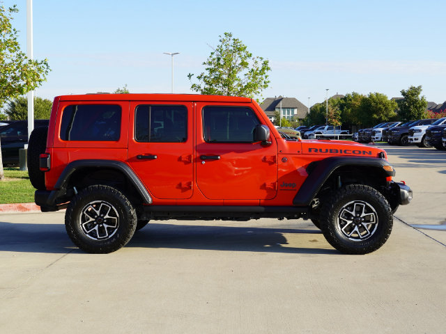 Certified 2024 Jeep Wrangler Unlimited Rubicon w/ Technology Group AWD/4WD image 15