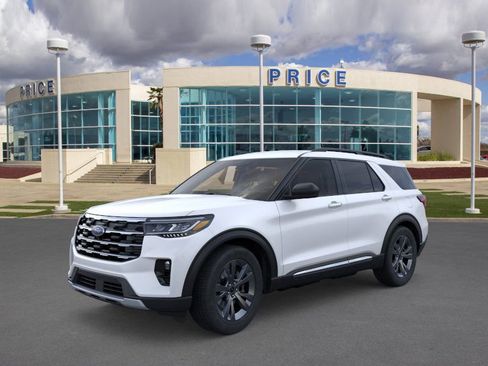 Used 2025 Ford Explorer Active w/ Active Comfort Package image 1