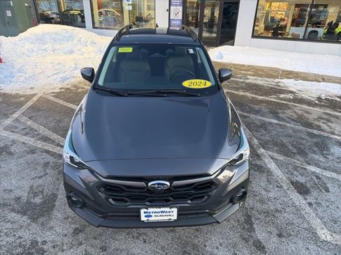 Used 2024 Subaru Crosstrek 2.0i Premium image 14