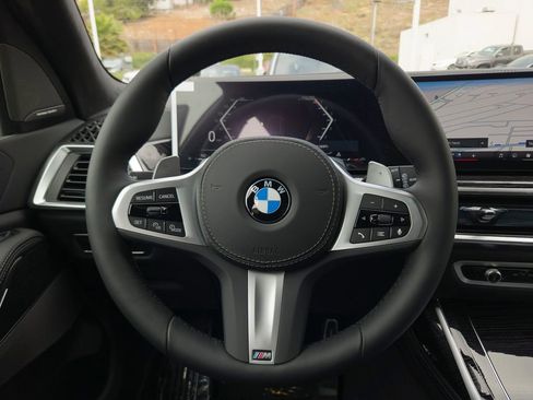 New 2026 BMW X7 xDrive40i AWD/4WD image 14