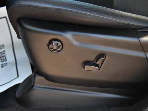 Used 2022 Dodge Durango GT AWD/4WD image 17