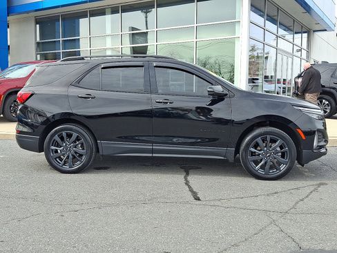 Used 2023 Chevrolet Equinox RS image 8