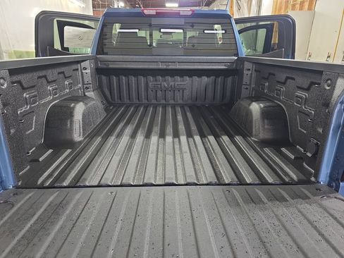 New 2026 GMC Sierra 1500 Elevation AWD/4WD image 12