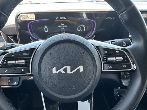 Used 2025 Kia Seltos S FWD image 23