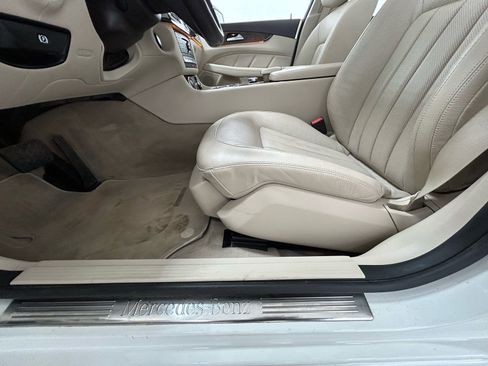 Used 2015 Mercedes-Benz CLS 400 4MATIC image 34