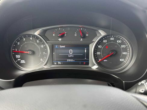Used 2024 GMC Terrain SLE w/ LPO, Cargo Package FWD image 23