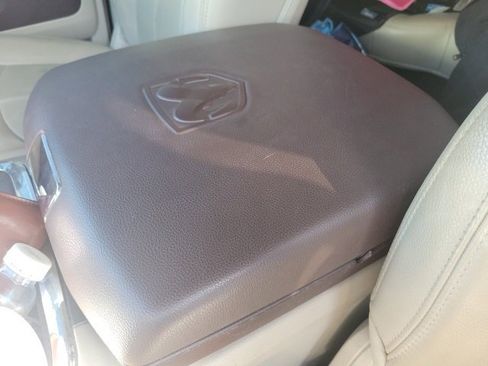 Used 2018 RAM 1500 Laramie w/ Convenience Group image 8