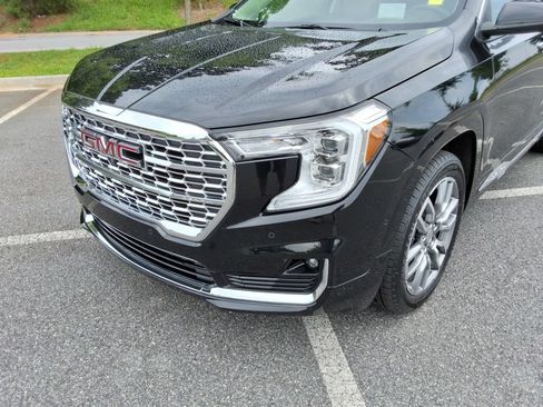 Certified 2024 GMC Terrain Denali w/ Denali Premium Package AWD/4WD image 9