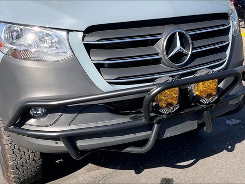 Used 2021 Mercedes-Benz Sprinter 2500 image 30