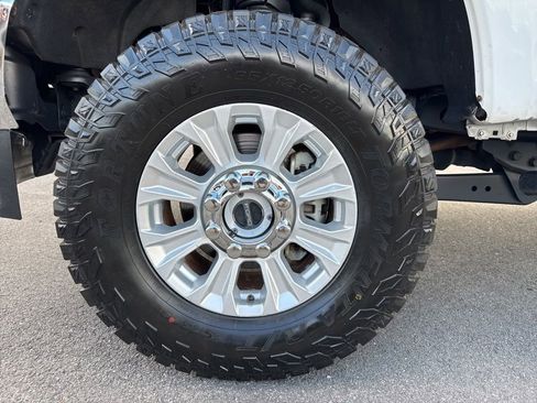 Used 2022 Ford F250 XL w/ Power Equipment Group AWD/4WD image 14