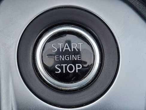 Used 2023 Nissan Sentra SV FWD image 17