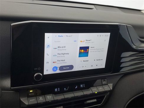 Used 2025 Toyota Camry LE image 27