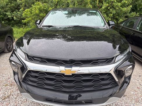 Used 2025 Chevrolet Blazer LT FWD image 5