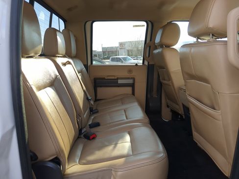 Used 2015 Ford F350 Lariat w/ Lariat Interior Package image 29