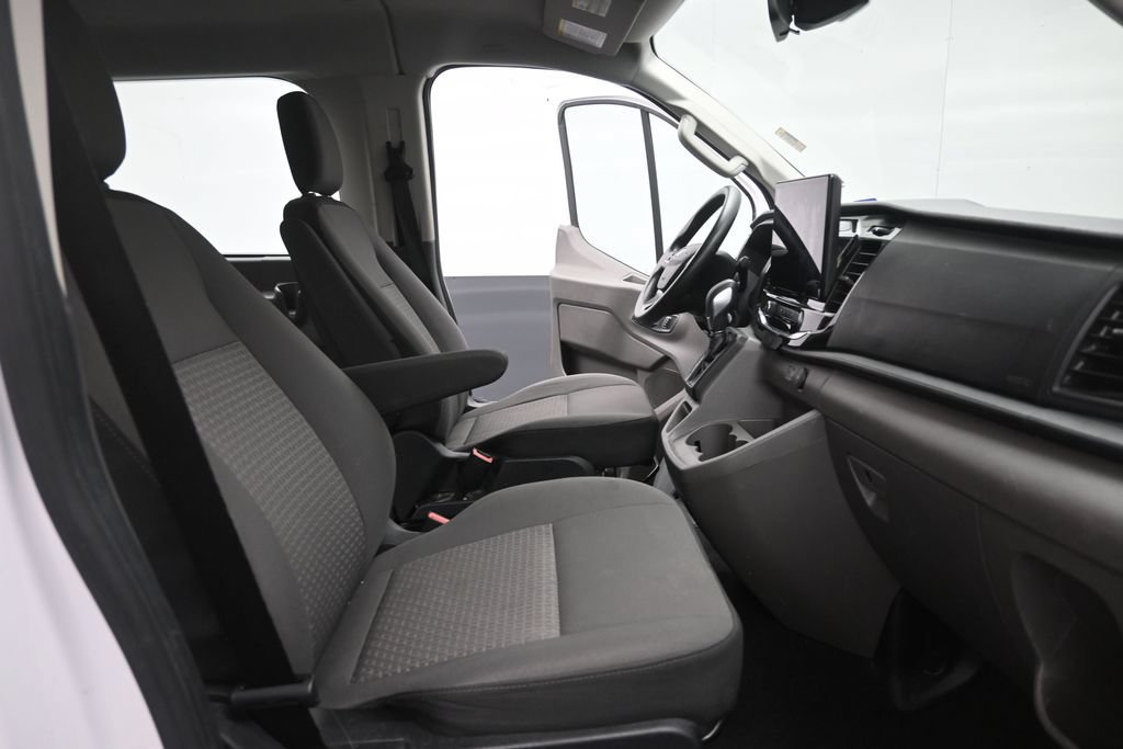 Used 2024 Ford Transit 350 XLT RWD image 2