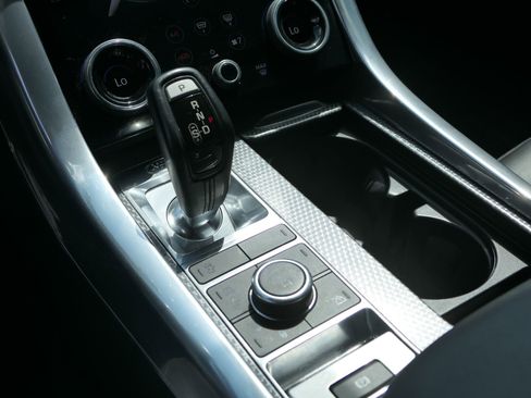 Used 2018 Land Rover Range Rover Sport Supercharged image 27